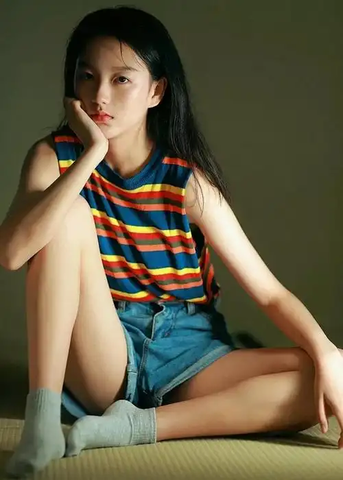 免费真人视频站 少年铸剑师 热血国漫海报